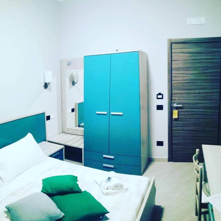 Affittacamere Borgata Marina Roseto Capo Spulico Ngoại thất bức ảnh